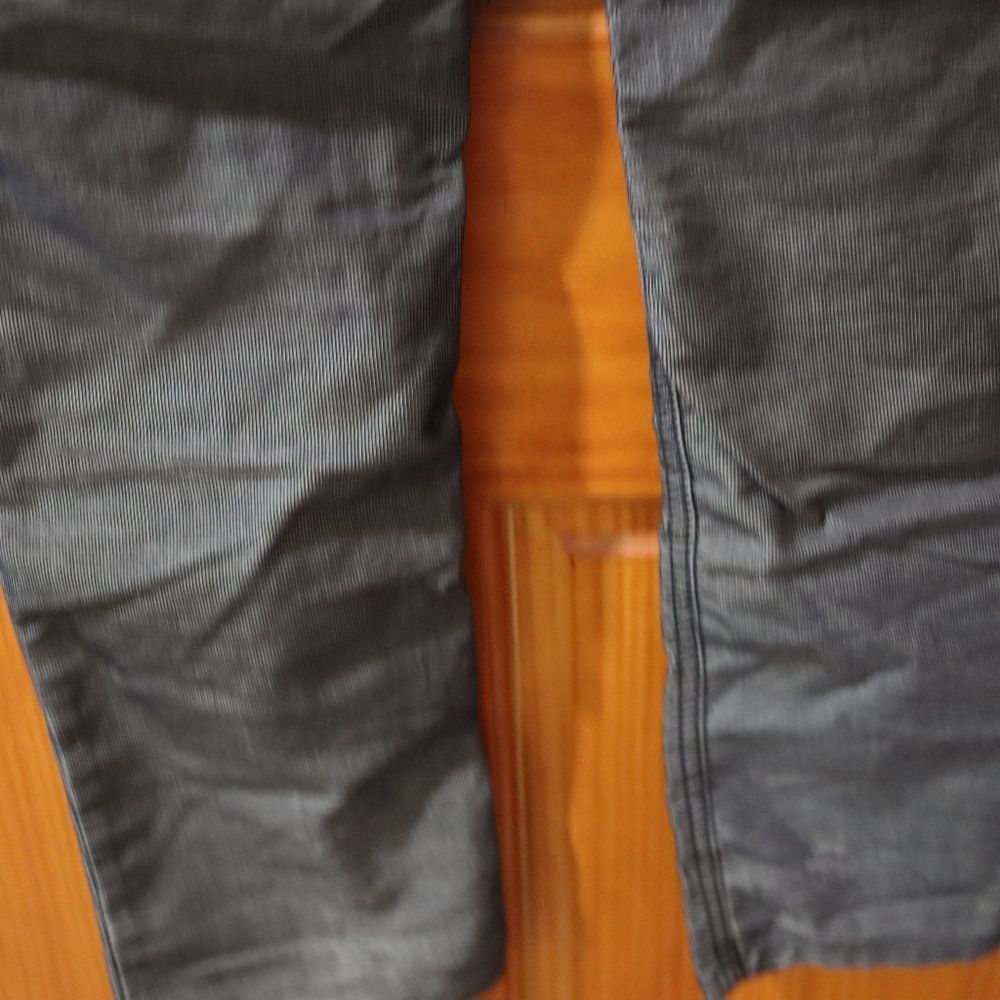 Joe Jean's Gray Burnout Distressed Ever Blue Straight Leg Jean's 12 - Picture 6 of 16